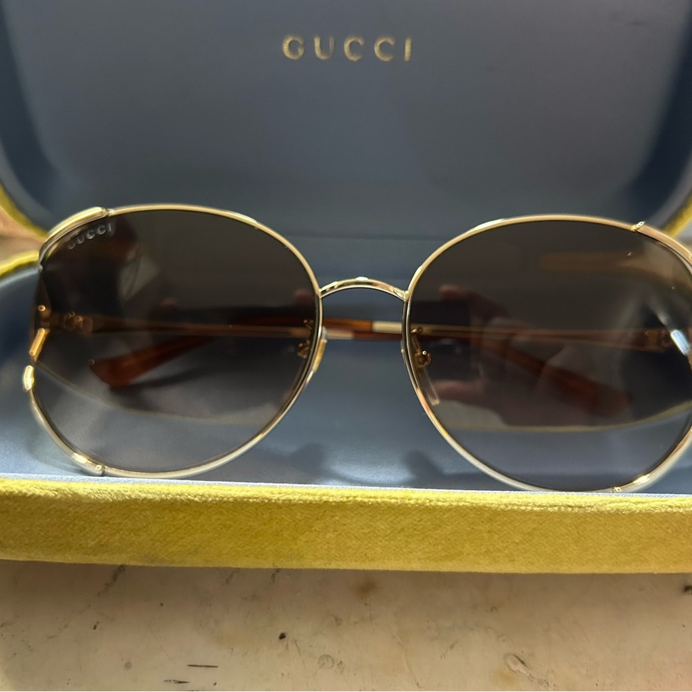 Gucci Gold Frame Brown Lens Round Women's Sunglasses
